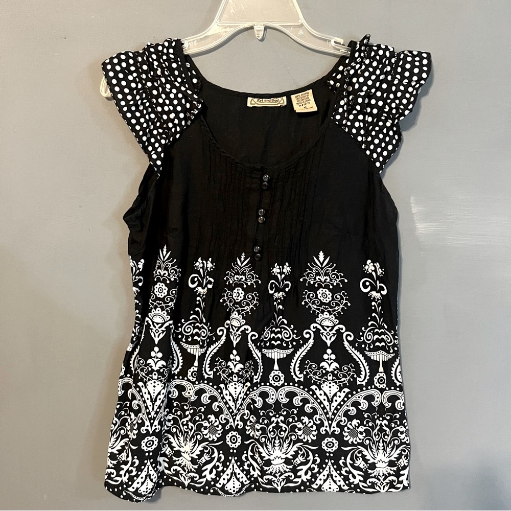 Art & Soul 100% Cotton Boho Top Black and White Buttons Ruffle India